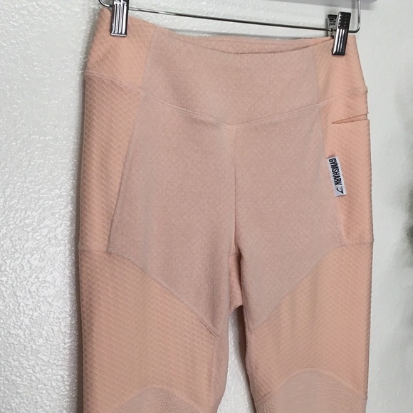 GymShark Pink Work Out Leggings - Picture 2 of 10
